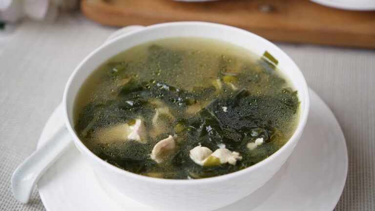 簡単でヘルシーな韓国の海藻スープのレシピ