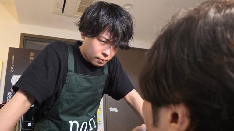 マズい、と酷評した企業が殴り込んできました