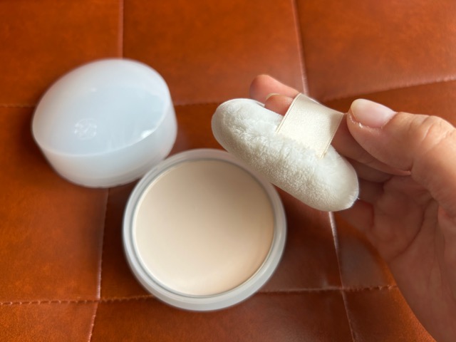 SHISEIDO ベネフィアンス ブライトニング スキンケアパウダー パフ