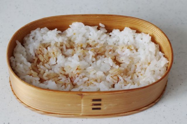 2品弁当の詰め方プロセス