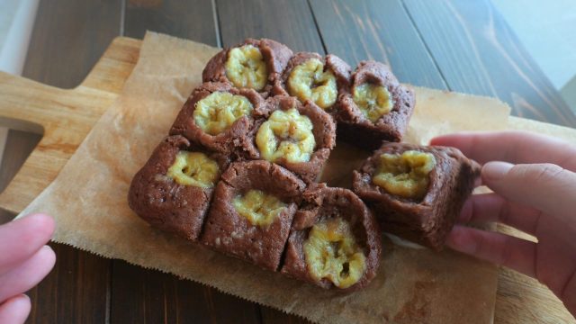 NEW 
 BLOG 
 8/29                                (金) 
 レンジで5分！簡単すぎる「米粉チョコバナナ蒸しパン 」の作り方
 料理家 エプロン3