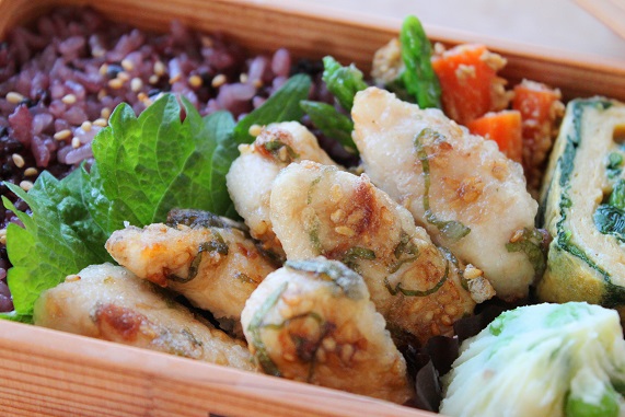 鶏ささみの梅しそ唐揚げ