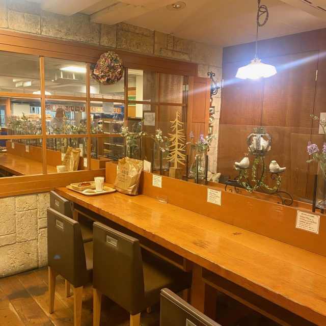 大阪 Cascade（カスケード）イートイン席