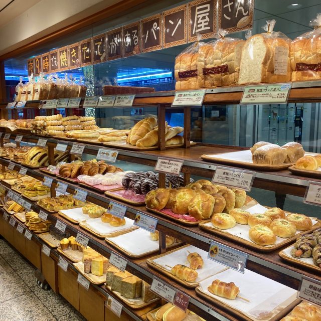 大阪Cascade（カスケード） 阪急三番街店 店内