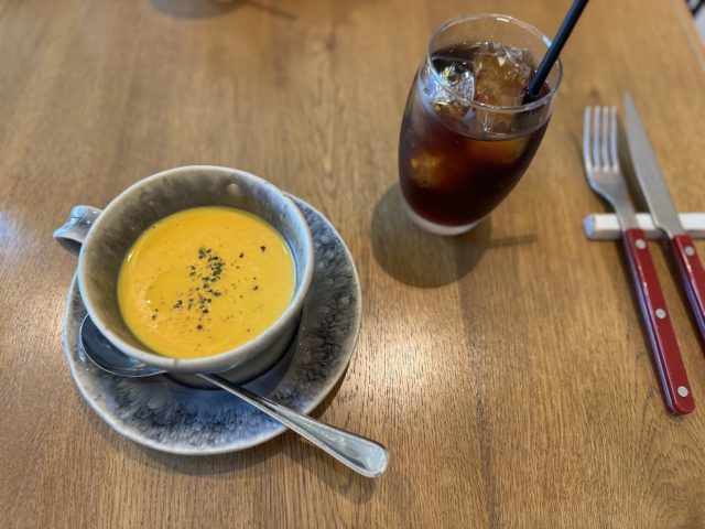 MELLOW堀江 アイスコーヒーとポタージュ