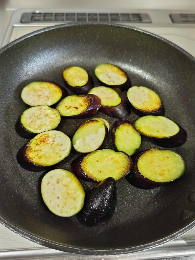 蒸し焼きなす