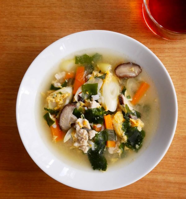 NEW
9/15 (月)
冷蔵庫の余り食材で♪朝の「節約おかず」レシピ3選
朝時間.jp編集部32 野菜とわかめのクッパ