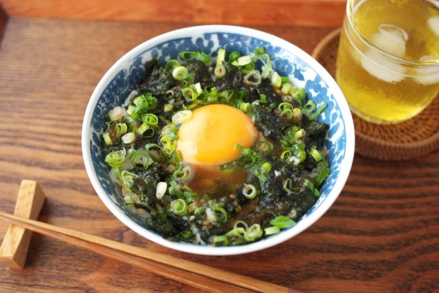 海苔ねぎ卵かけごはん