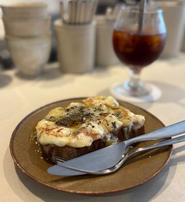 カフェのモーニング