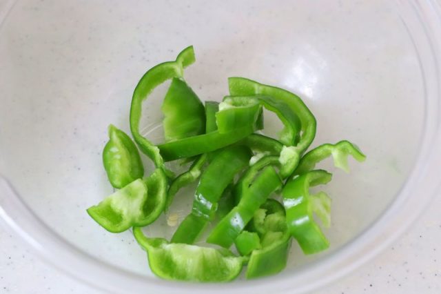 カットしたピーマン