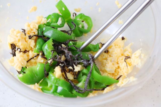 ピーマンの卵そぼろ和え