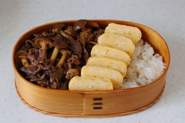 2品弁当の詰め方プロセス