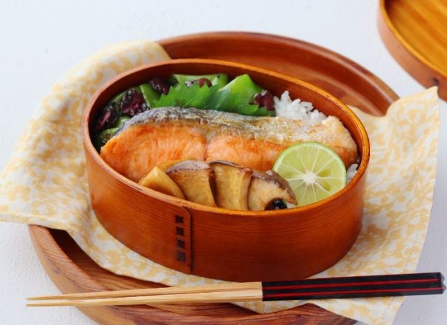 NEW
9/28 (日)
フライパン1つで10分!秋の味覚「鮭とエリンギのバター醤油」「ピーマンの…
料理家 かめ代。13 「鮭とエリンギのバター醤油」「ピーマンの柴漬け和え」2品弁当