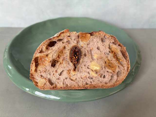 イチジククルミパン 中身