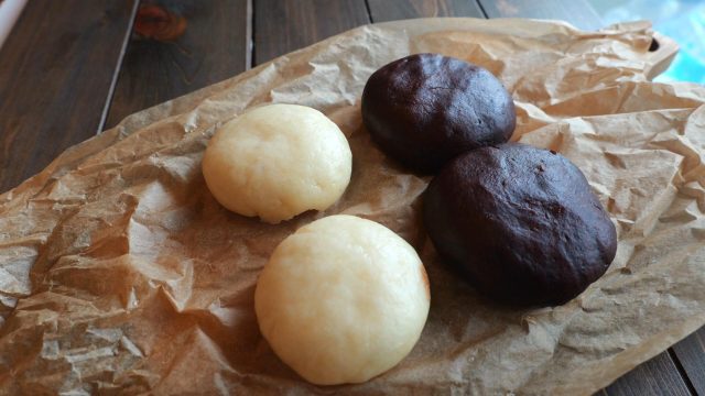 NEW
BLOG
9/12 (金)
オーブン不要!フライパンで簡単もちもち「米粉蒸しパン」の作り方
料理家 エプロン3 もちもち「米粉パン」