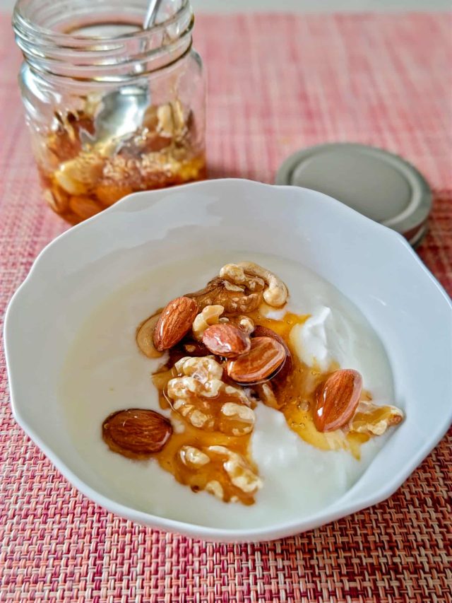 ハニーナッツヨーグルト