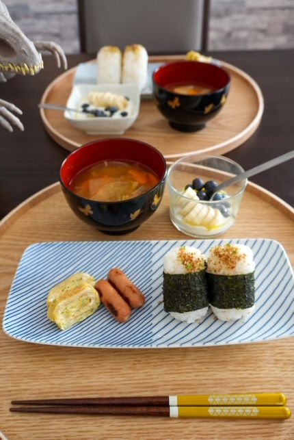 おにぎりの朝ごはん