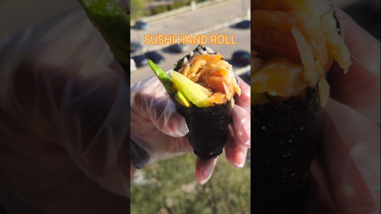 Quick, easy, SUSHI HAND ROLL😍(salmon/crab meat sushi) #subscribe #like