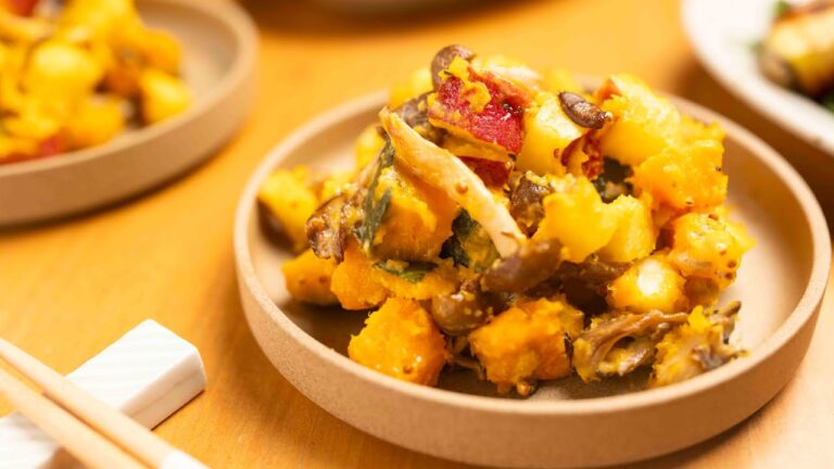 【簡単さつまいもレシピ】たった10分！おてがるなのに大満足♪チンして混ぜるだけ。