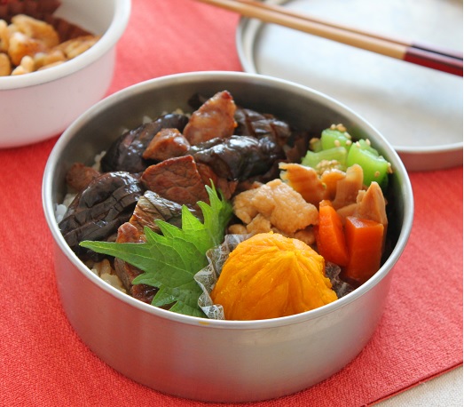 NEW
10/13 (月)
人に見せたくなる♪栄養ばっちり「秋の彩りお弁当」レシピ3つ
朝時間.jp編集部9 かぼちゃの茶巾