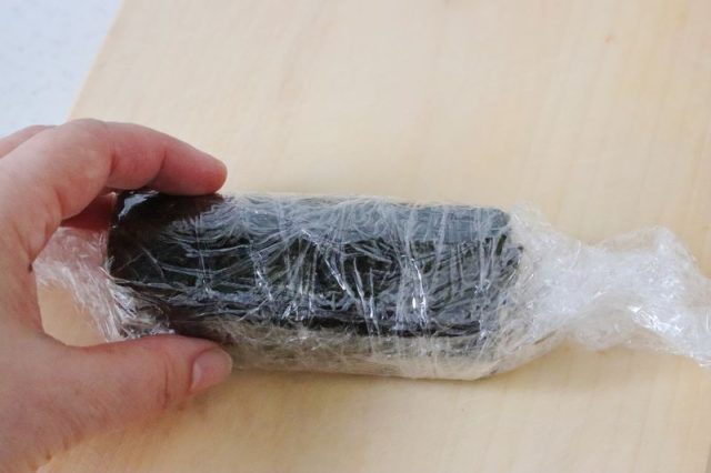 海苔で巻いた鶏ひき肉