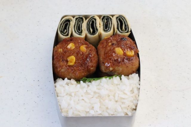 2品弁当の詰め方プロセス