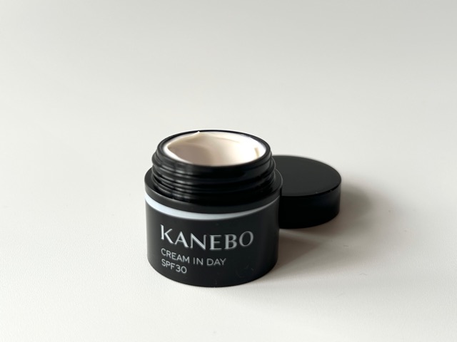ミニサイズ4g カネボウ クリーム イン デイⅡ