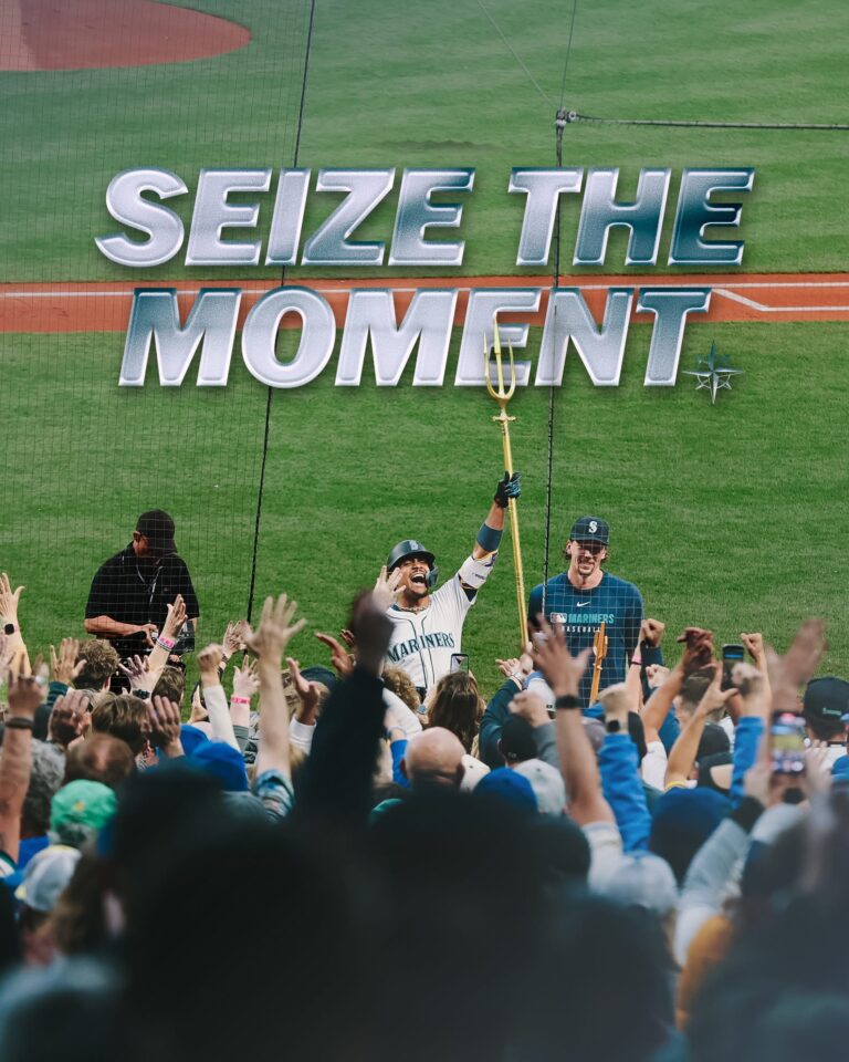 NEW 
 BLOG 
 10/10                                (金) 
 イチローの言葉Seize the momentって
 はらだちほ（アメリカ在住）505