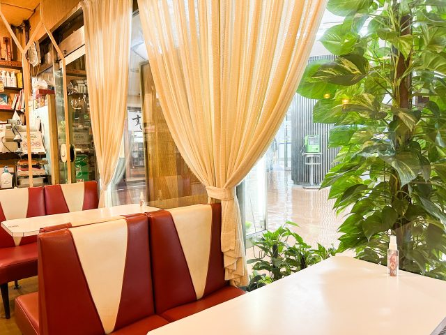 パーラーキムラヤ 店内風景