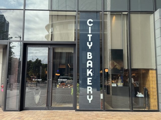 NEW 
 10/4                                (土) 
 【大阪】朝から満席！人気ベーカリーカフェで「たまごたっぷりサンド」モー...
 Misato334