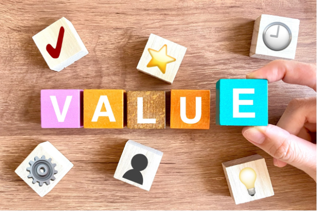 NEW
BLOG
10/14 (火)
卵かけご飯を食べながらでもできる!「お金に強い子」を育てる朝の声かけ3つ
朝活コミュニティ「朝キャリ」10 価値 イメージ