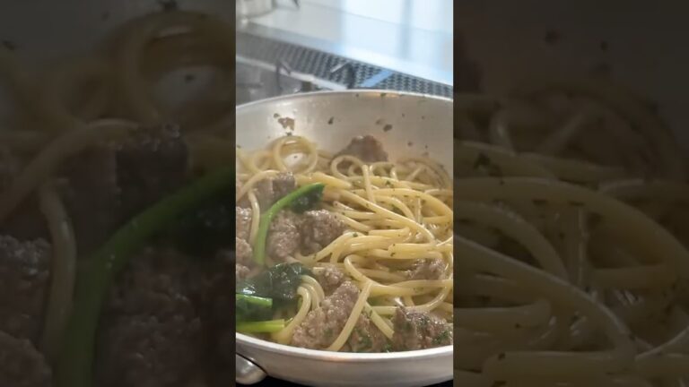 イタリア人に教わった【肉パスタ】ボロネーゼだけじゃないラグーソース#shorts イタリア人に教わった【肉パスタ】ボロネーゼだけじゃないラグーソース#shorts