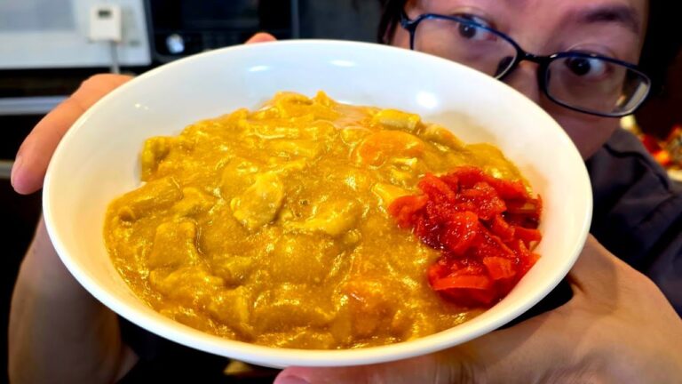 エガちゃんが絶賛したあの【黄色いカレー】ガチで再現しました