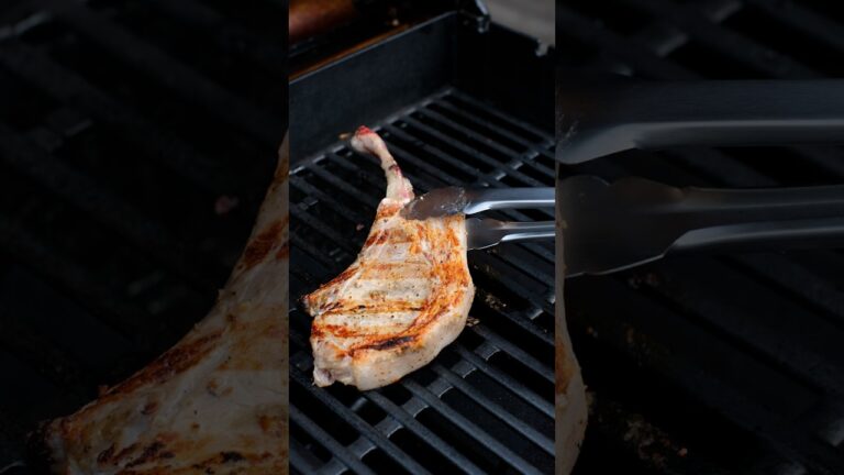 【BBQであったらテンション上がる！】ジューッと豪快、トマホークステーキ / Tomahawk Pork Chop
